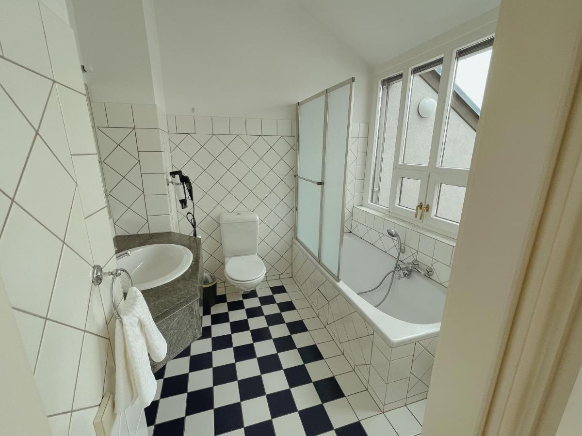 Luxury 150M2 Suite In Most Desirable Area Of Historic Central Wien Exterior foto